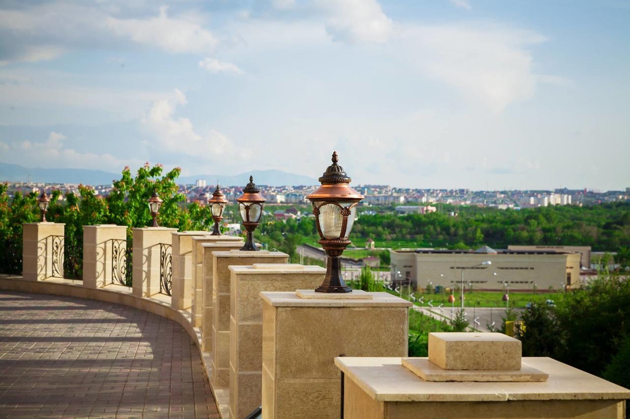 Kainar Hotel Shymkent Exterior photo